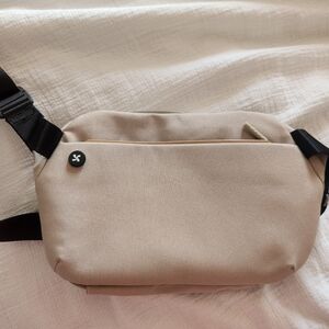 Mopak Wanderer Sling Bag